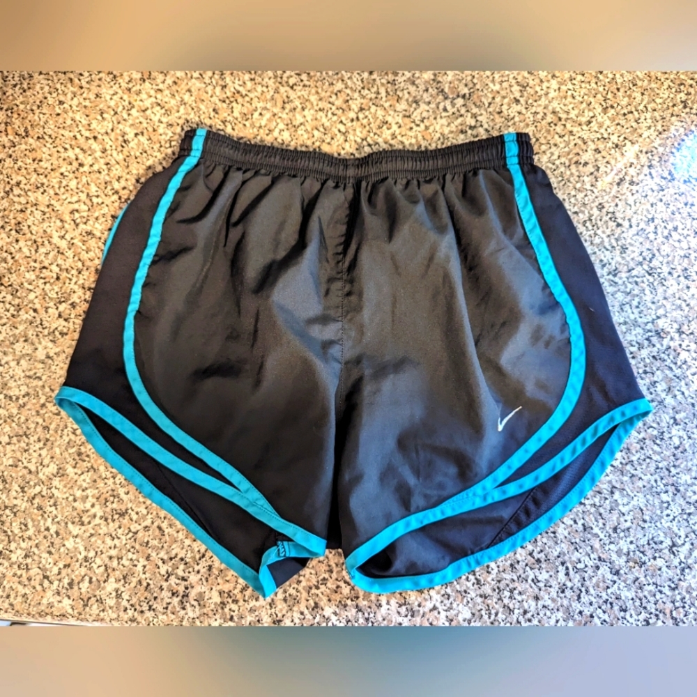 NIKE DRI-FIT SHORTS, X SMALL